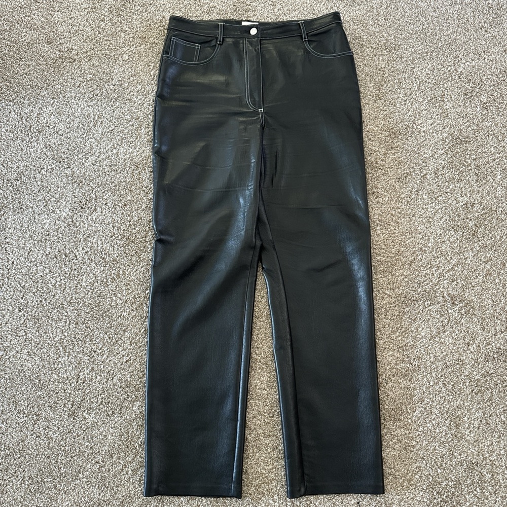 Wilfred Melina pant from Aritzia, black with white stitching. size 12.
